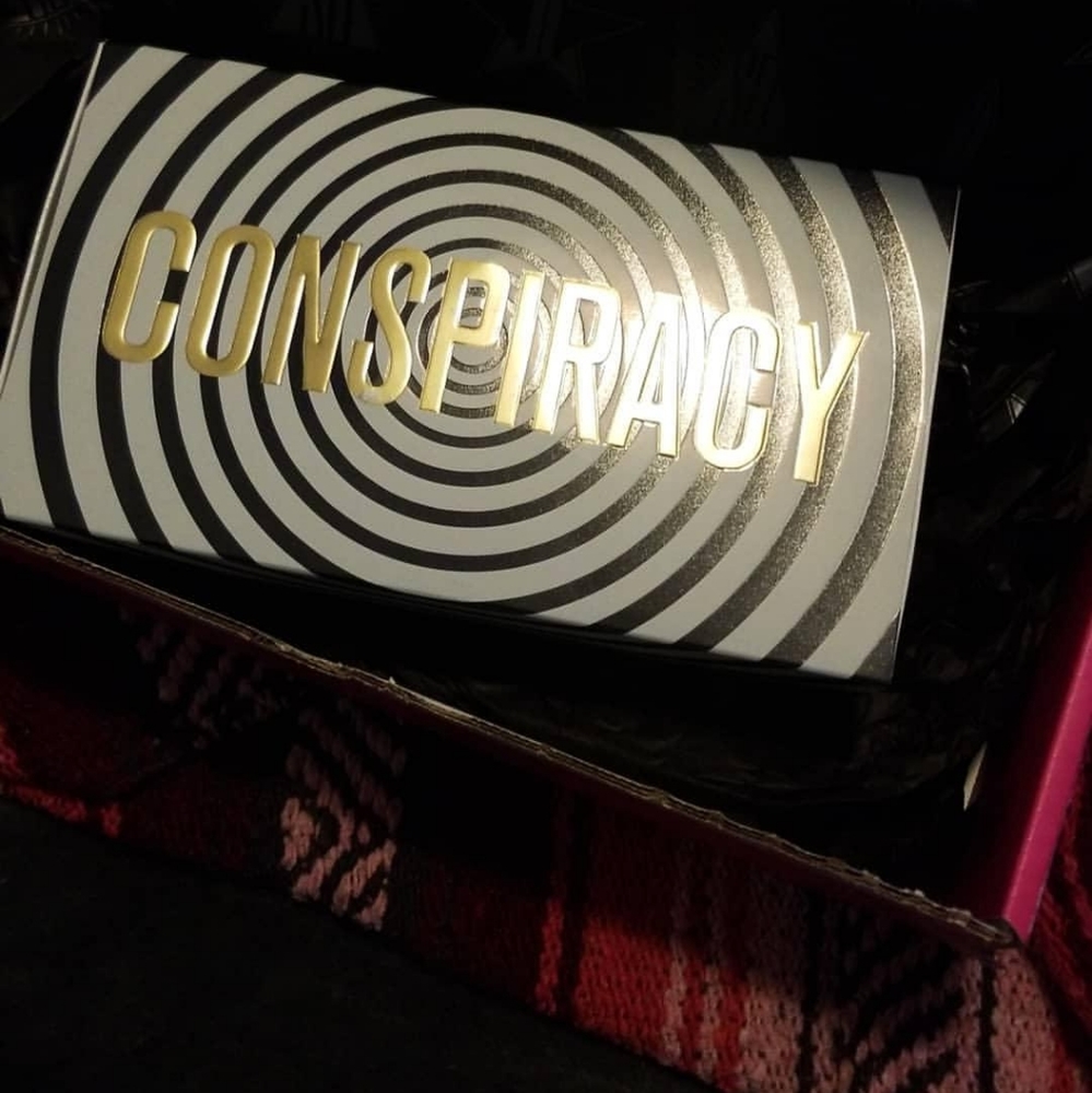 ShaneXJeffree Star Conspiracy Palette